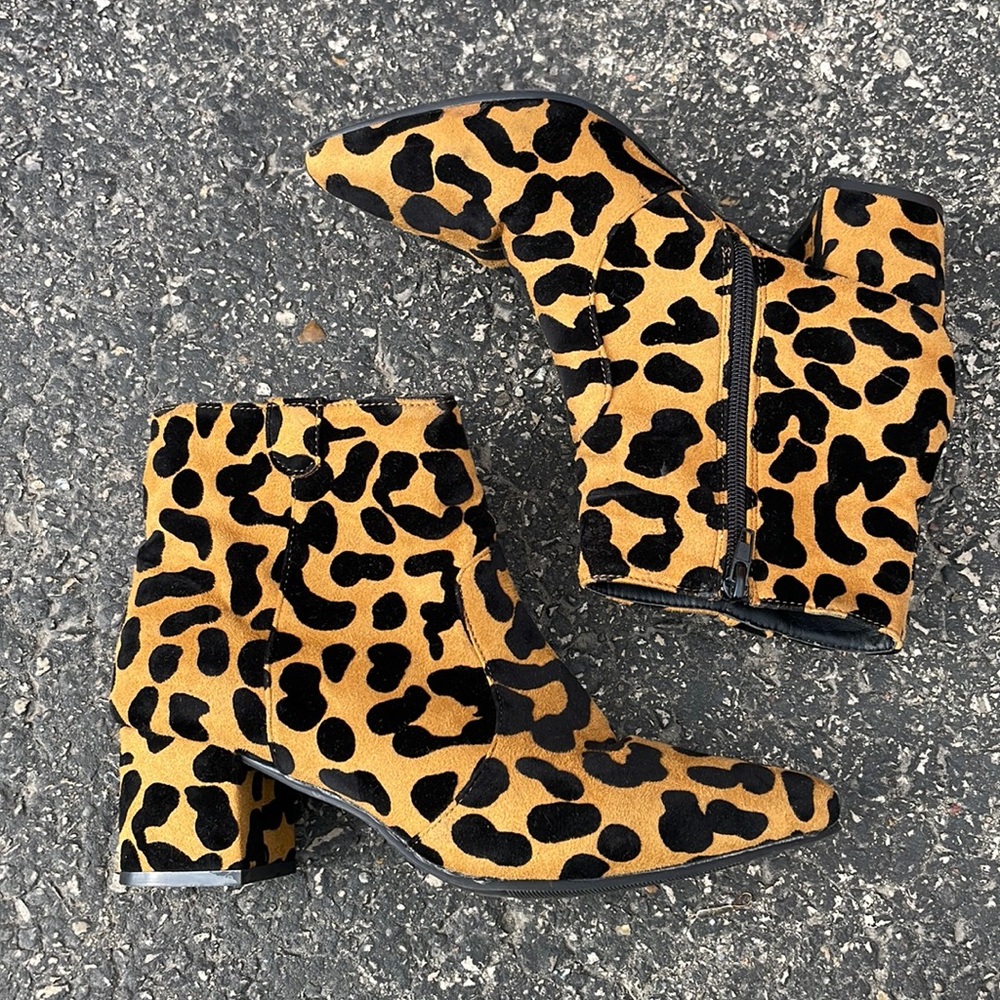 Qupid Cheetah Print Ankle Boots